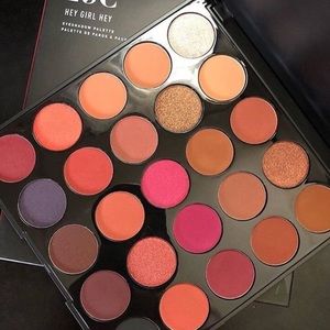 Morphe 25C Hey Girl Hey Artistry Palette